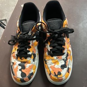 Air Force 1 (rare) orange camo size 10